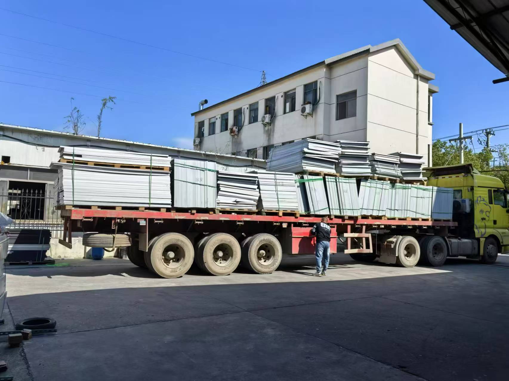 浙江金华电站回收报废组件一批